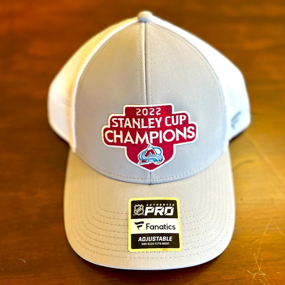 Colorado Avalanche Stanley Cup Champs Fanatscis Gray Trucker Hat